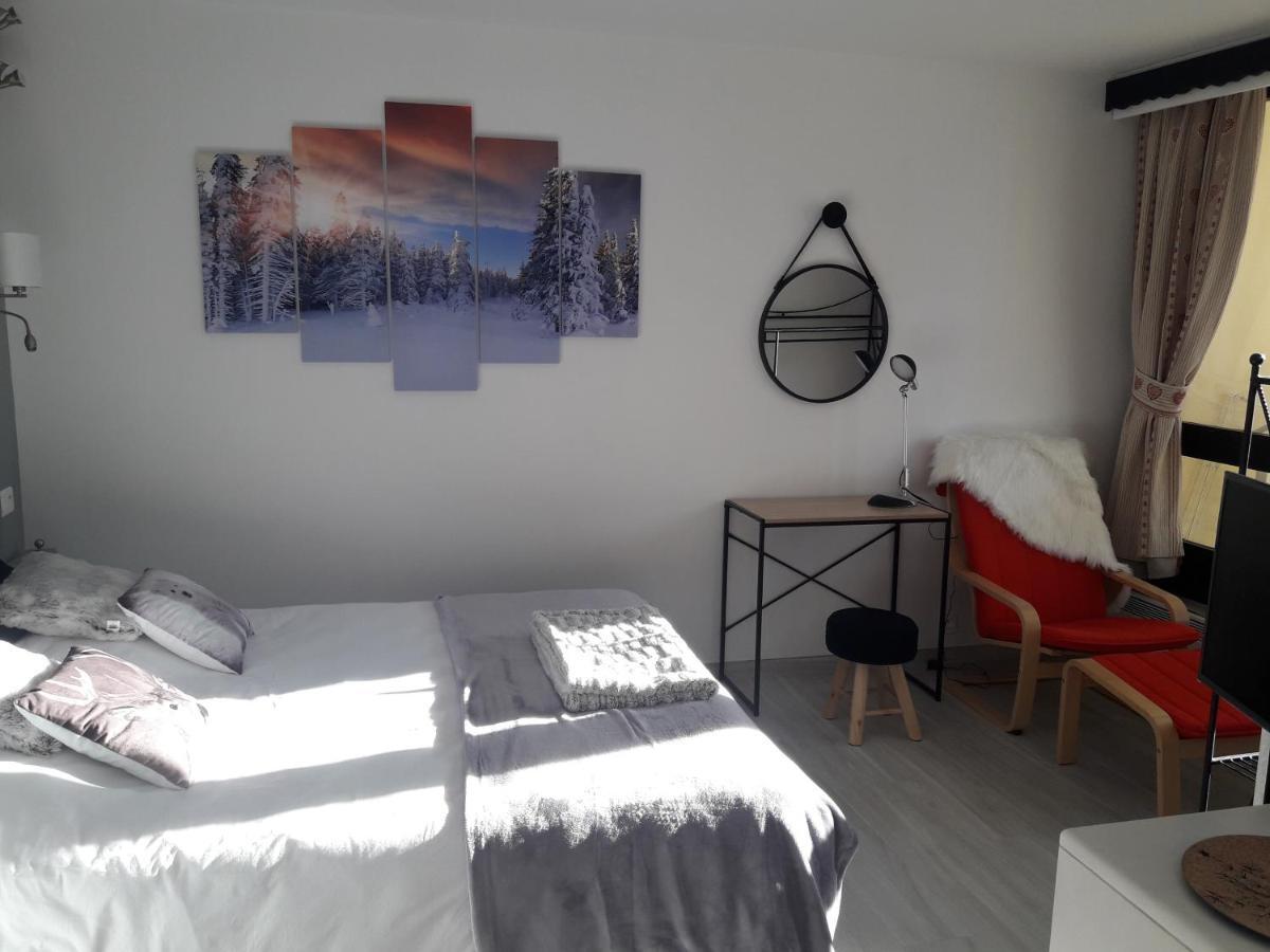 Appartement 4/6 Pers Plein Sud. Front De Neige Isola 2000 Esterno foto